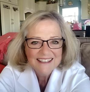 Meet your Posher, Gaylyn